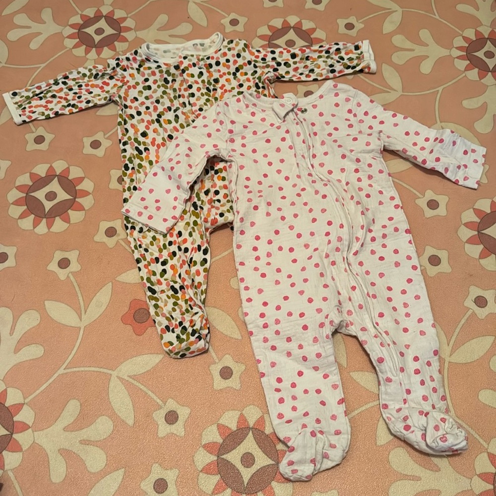 2 footed sleepers, Aden & Anais and Magnetic Me, size 3-6 month